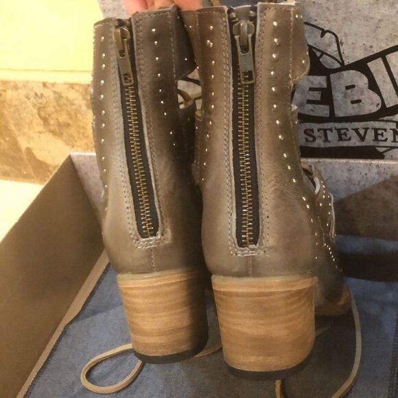 Freebird By Steven Hazel size 7 EUC - Picture 4 of 4